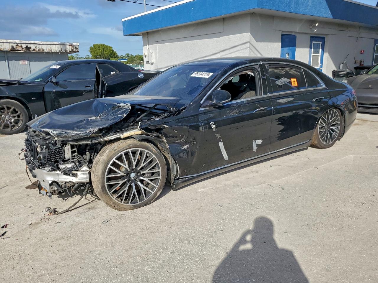2023 Mercedes-Benz S 580, VIN W1K6G7GB6PA231579 — Front end