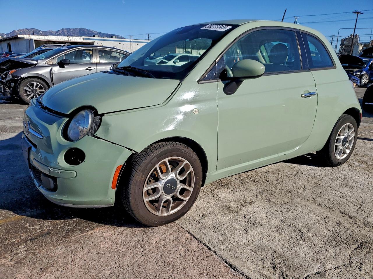 2014 FIAT 500 Pop, VIN 3C3CFFAR3ET275632 — Front end