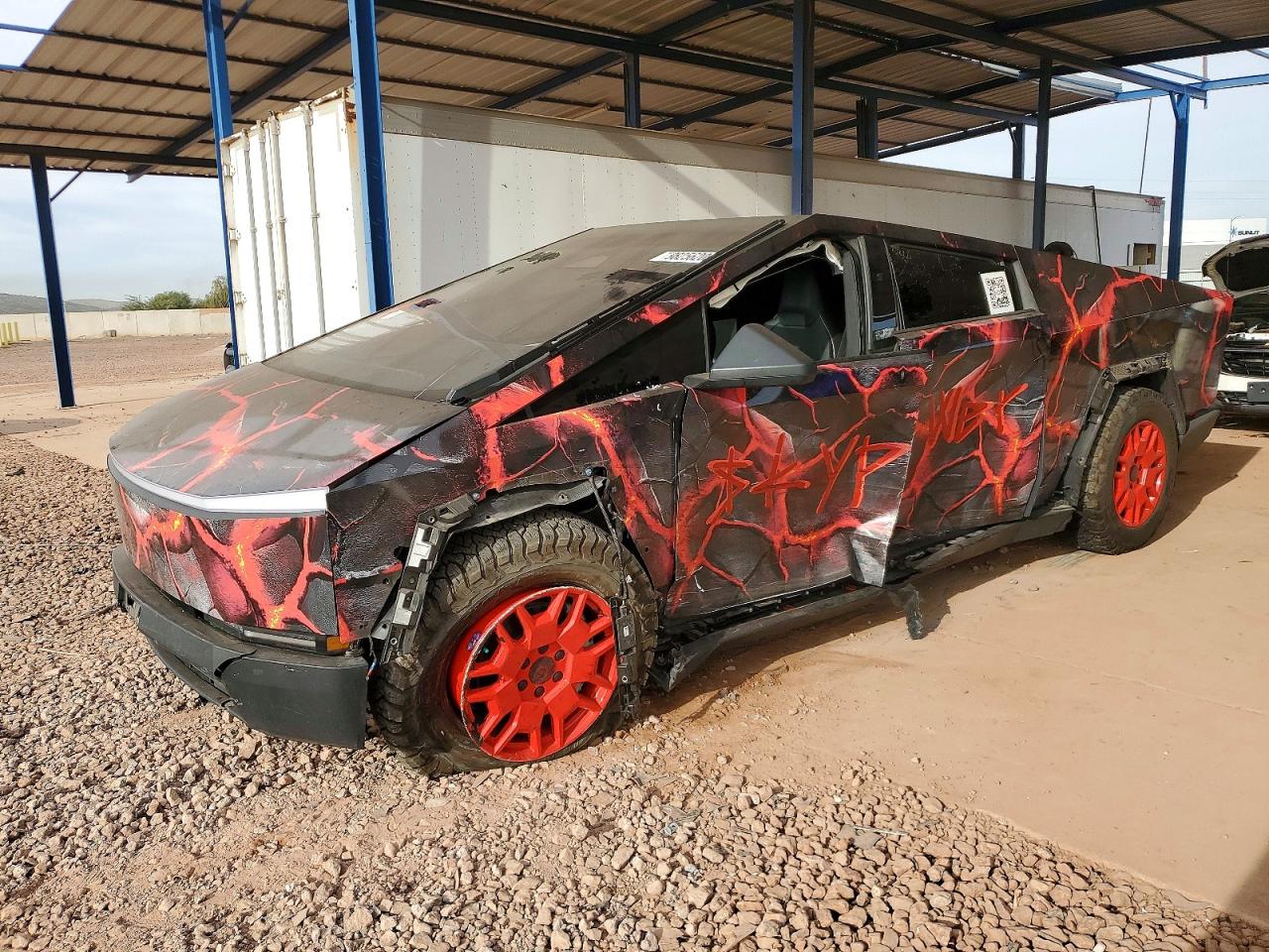 2024 Tesla Cybertruck, VIN 7G2CEHED2RA032014 — Side