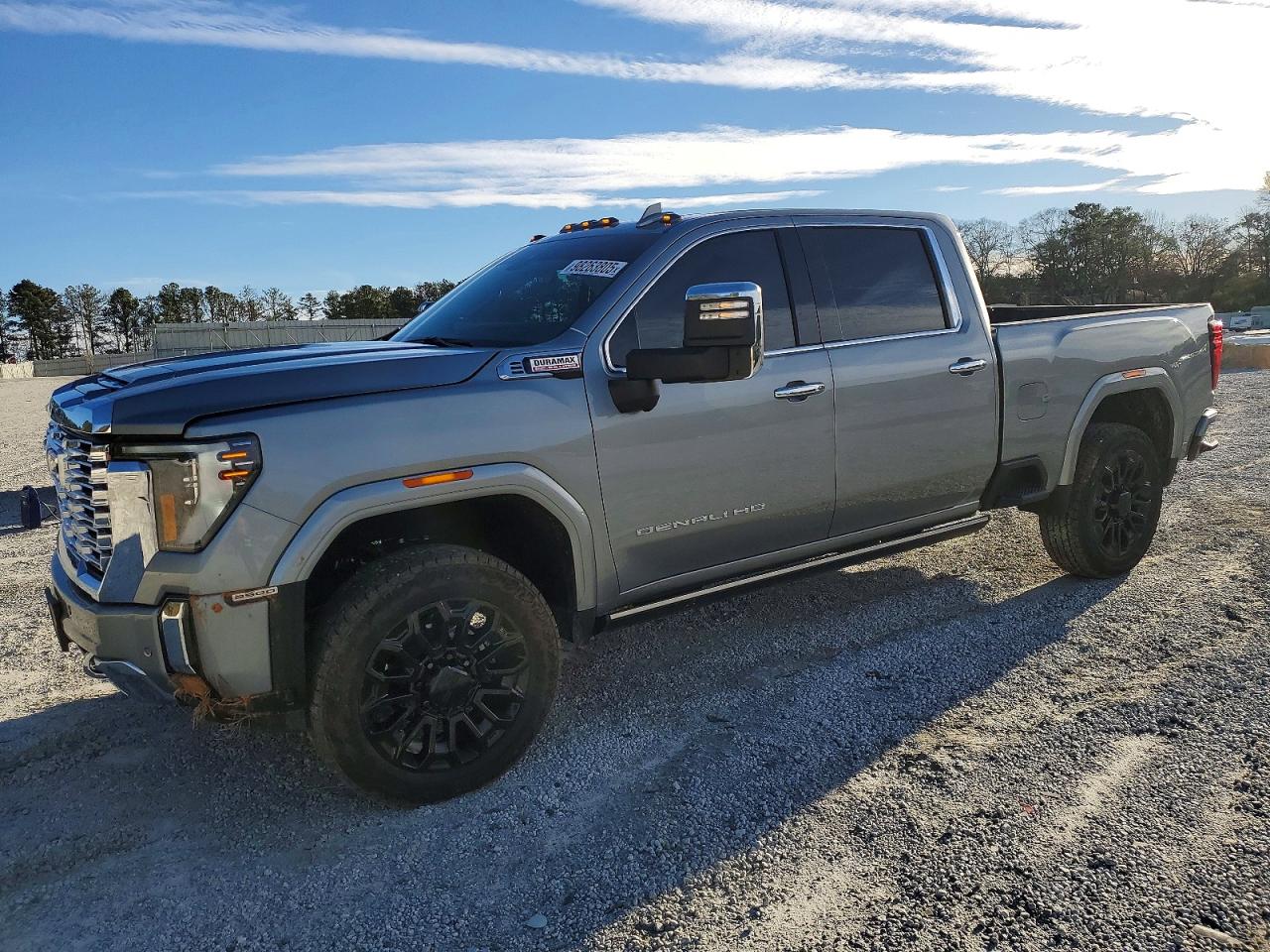 2025 GMC Sierra 2500HD Denali, VIN 1GT4UREYXSF351829 — Side