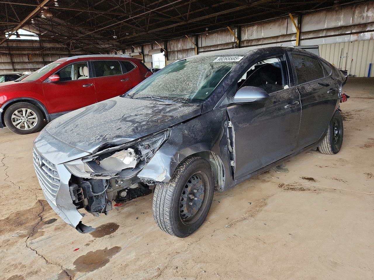 2020 Hyundai Accent SE, VIN 3KPC24A63LE097921 — Front end