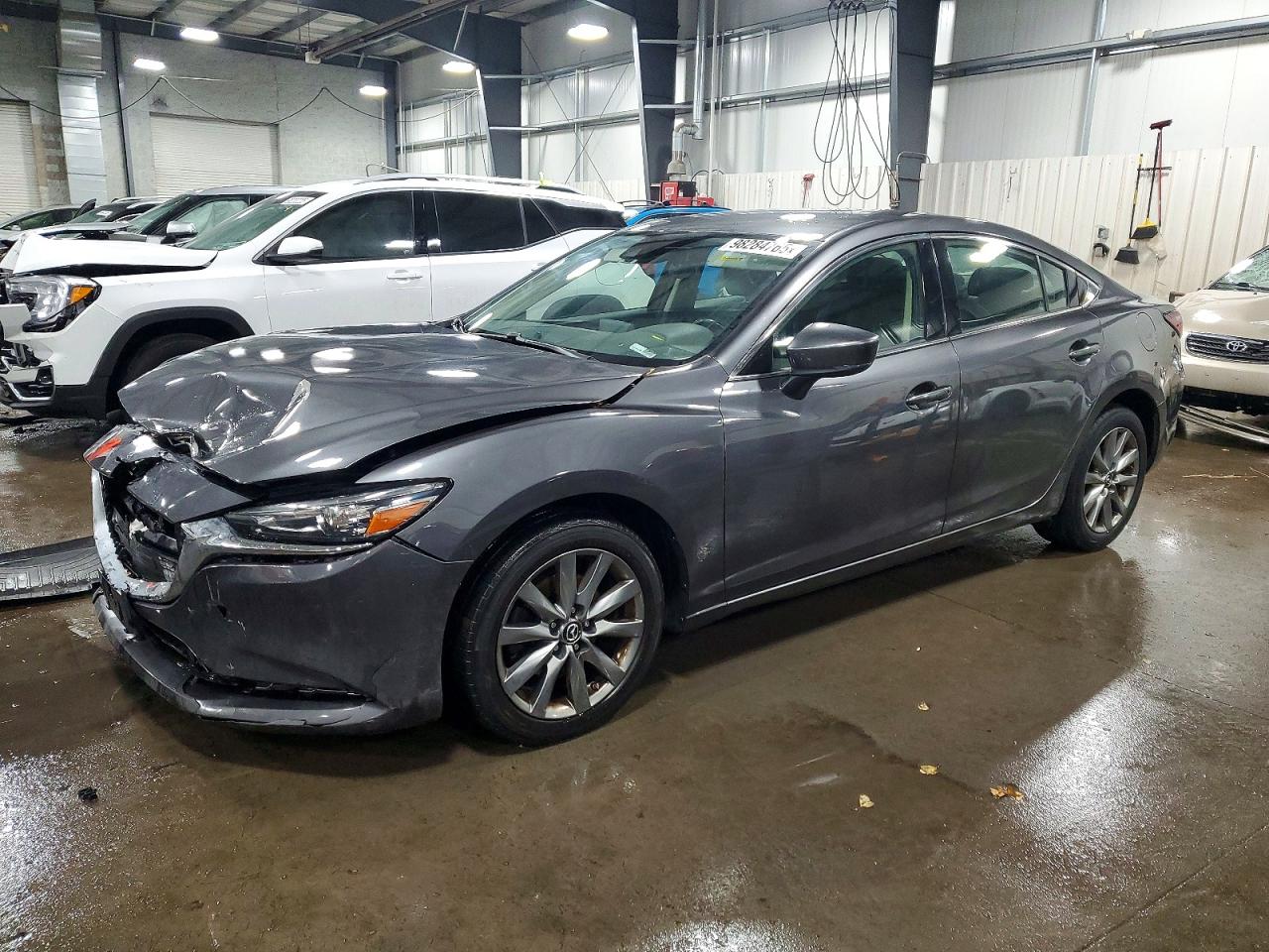 2020 Mazda 6 Sport, VIN JM1GL1UM6L1512630 — Перед