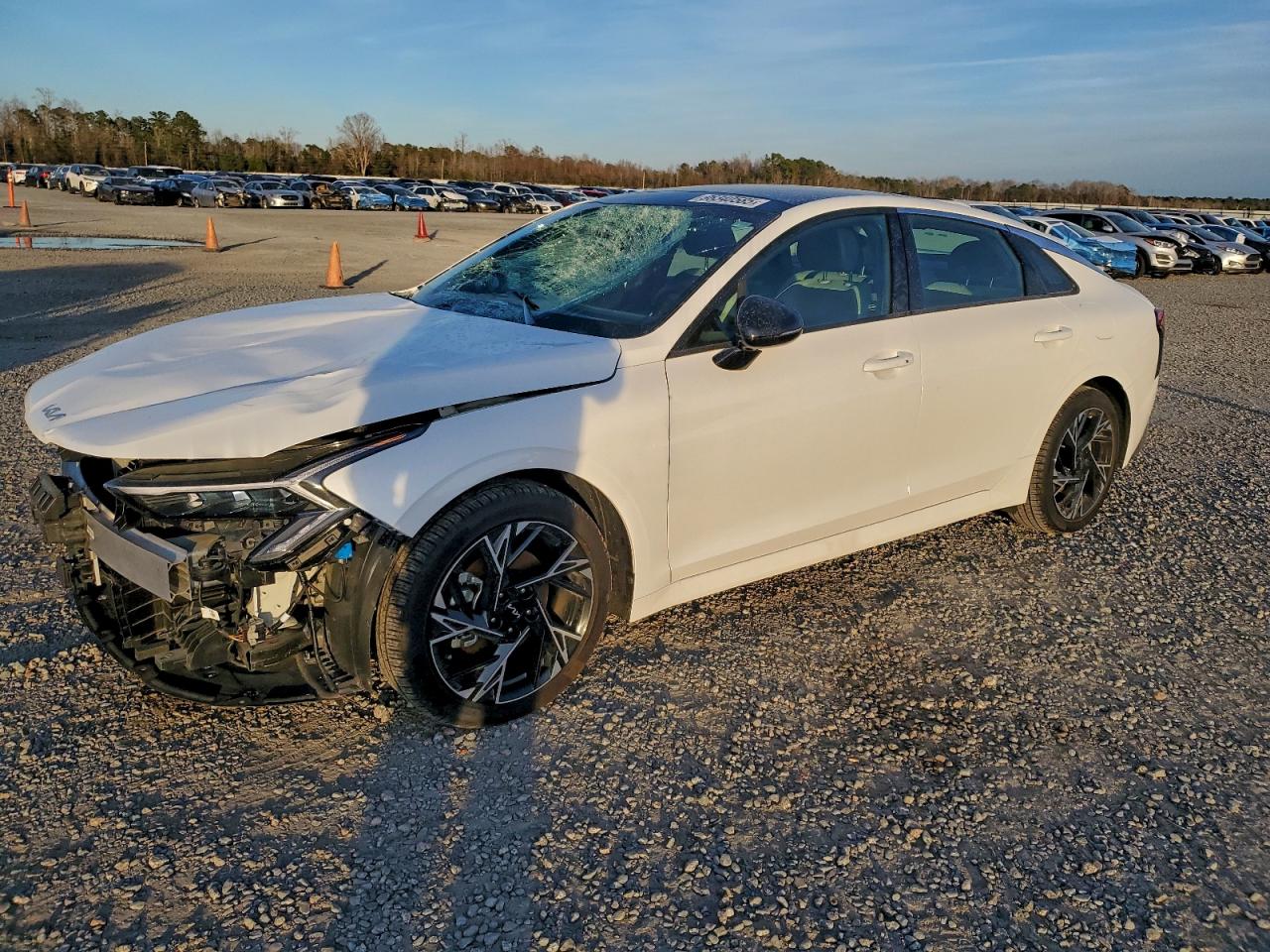 2025 Kia K5 GT-Line, VIN KNAG64J70S5308451 — Front end