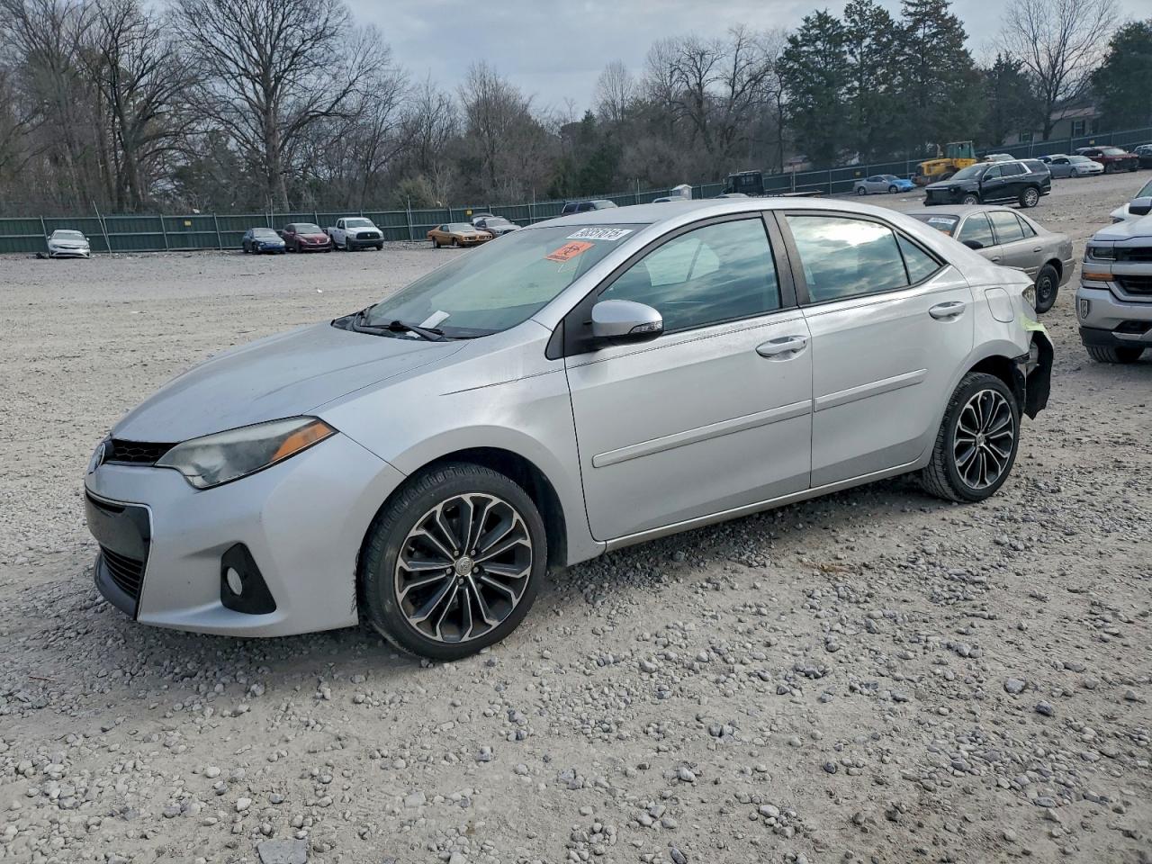 2016 Toyota Corolla S, VIN 2T1BURHE0GC491381 — Front end