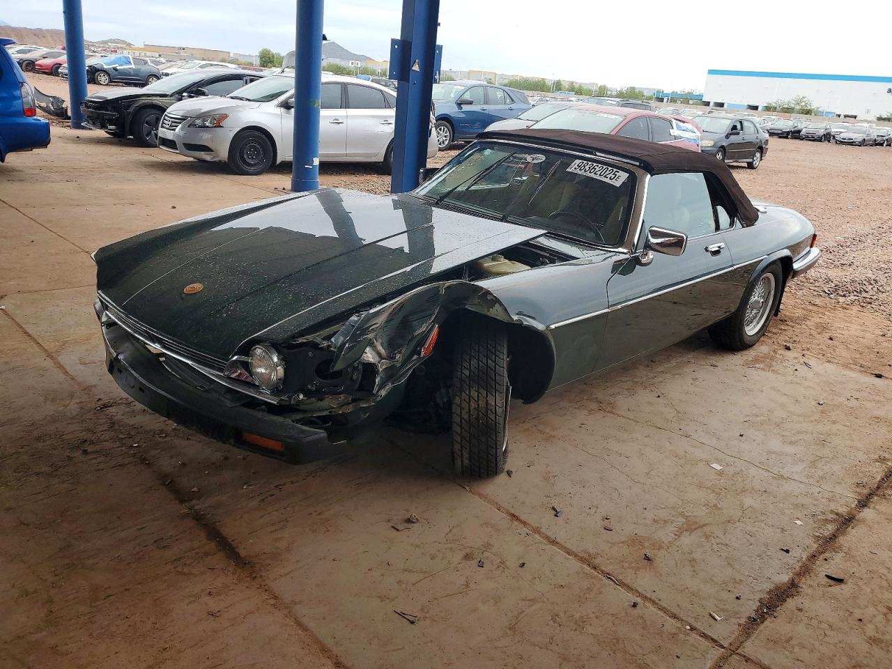 1989 Jaguar XJS, VIN SAJNV4848KC161818 — Front end