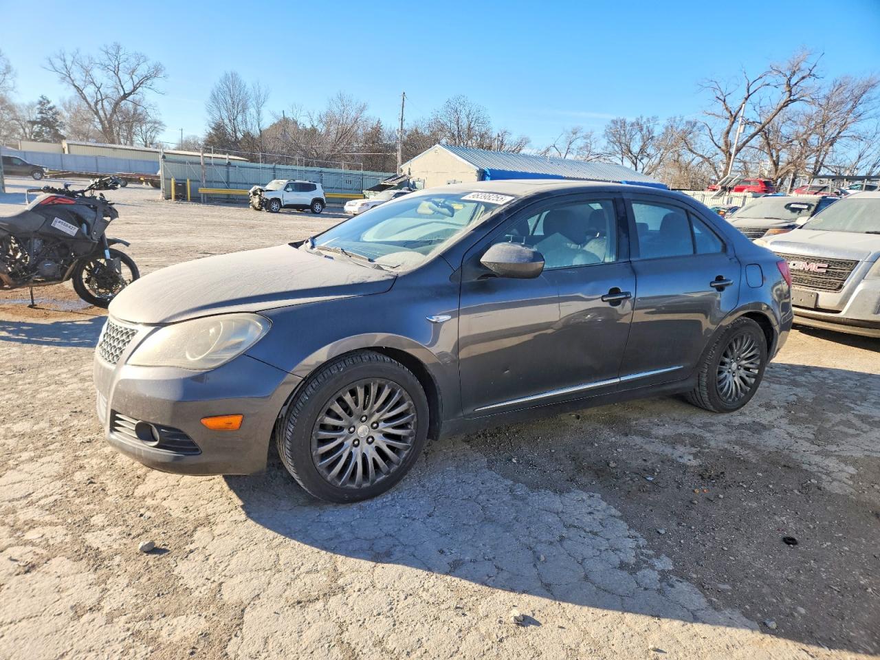 2010 Suzuki Kizashi, VIN JS2RE9A53A6100587 — Front end