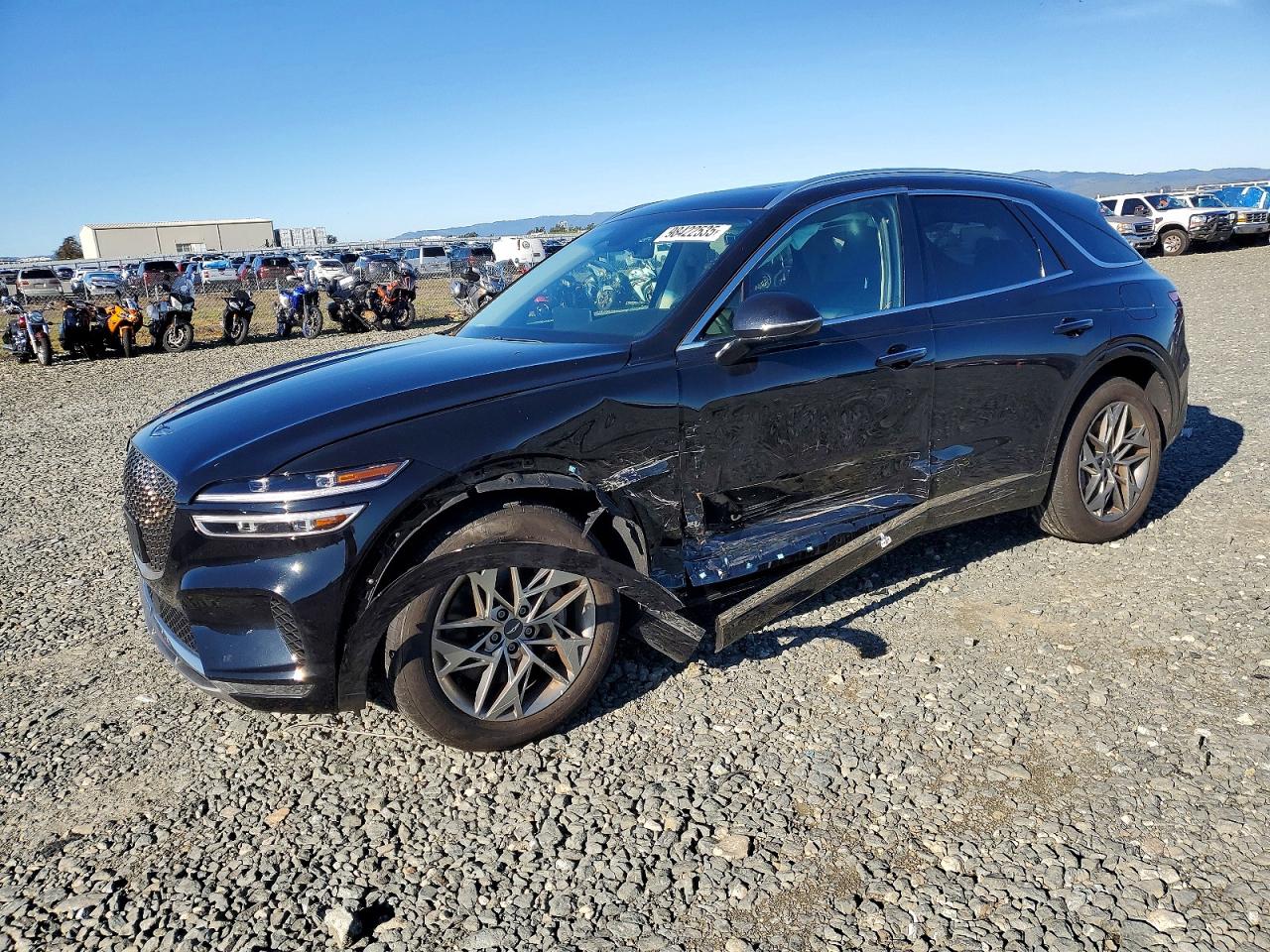 2024 Genesis GV70 2.5T, VIN 5NMMADTB2RH011582 — Front end