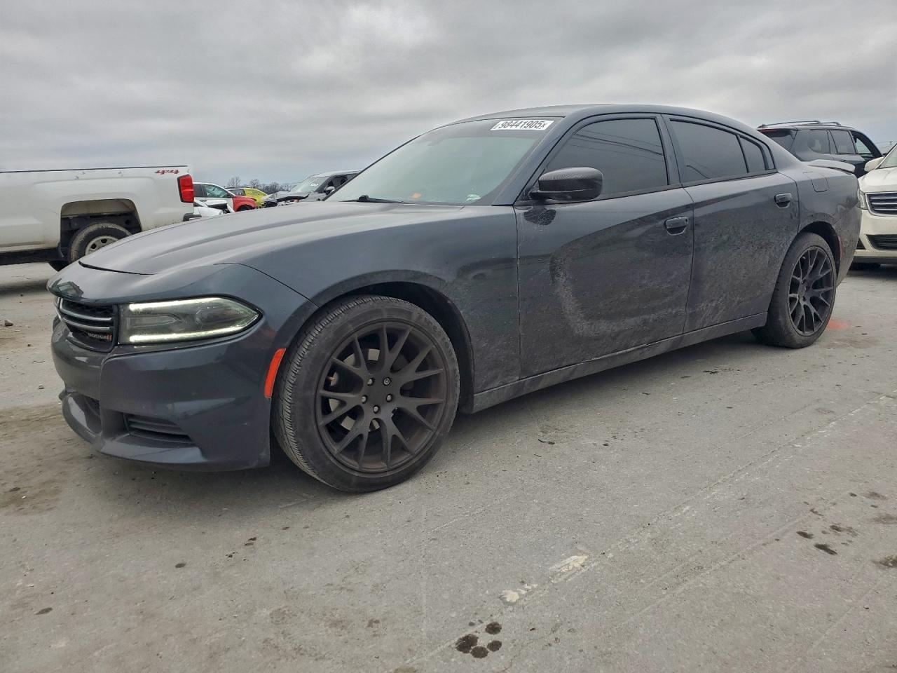 2017 Dodge Charger SE, VIN 2C3CDXBG5HH634596 — Normal wear