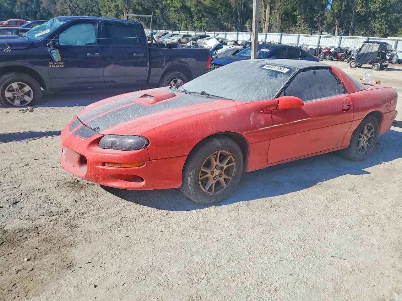 2000 Chevrolet Camaro, VIN 2G1FP22K7Y2129484 — Front end