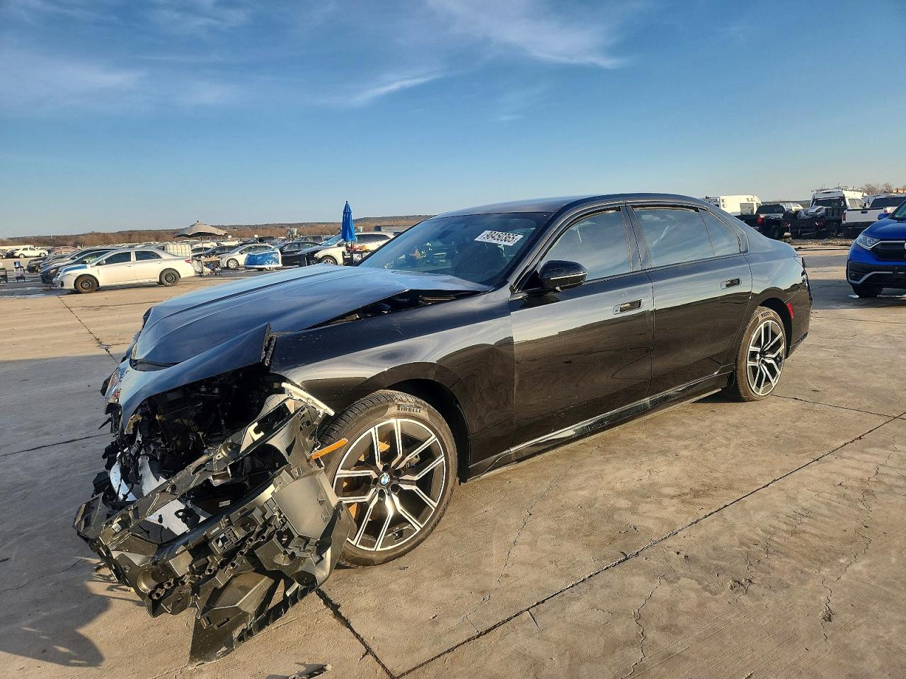 2023 BMW i7 xDrive60, VIN WBY53EJ05PCN81690 — Front end