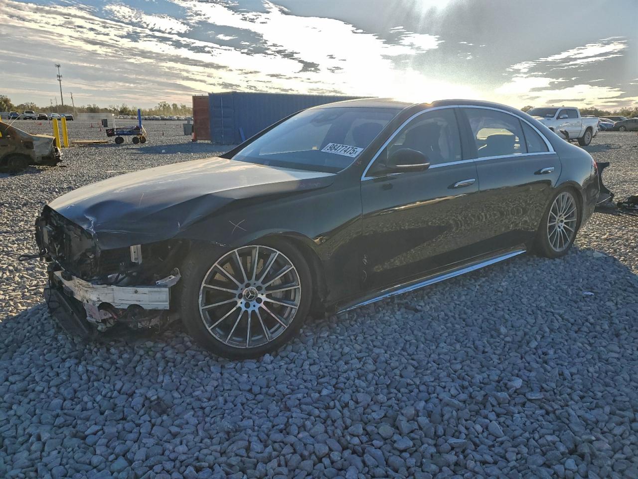 2021 Mercedes-Benz S 580, VIN W1K6G7GBXMA062484 — Front end