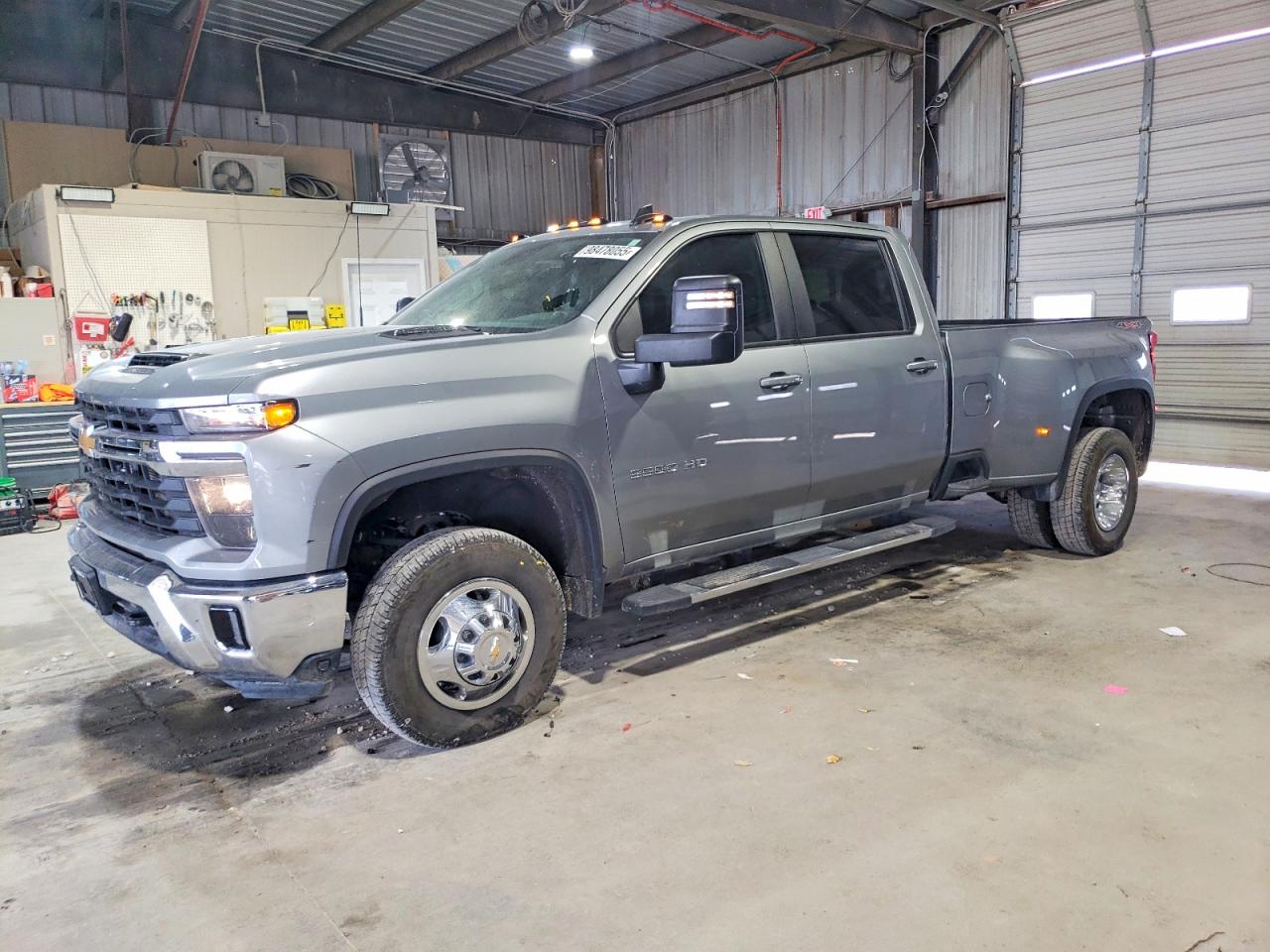 2025 Chevrolet Silverado 3500HD LT, VIN 1GC4KTEY7SF134886 — Side