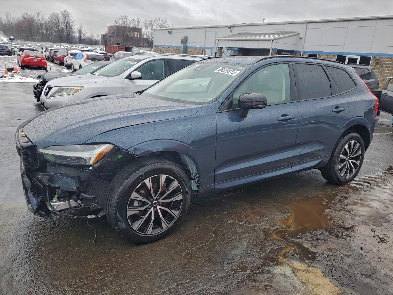 2024 Volvo XC60 Core Dark Theme, VIN YV4L12RK5R1862077 — Frame damage