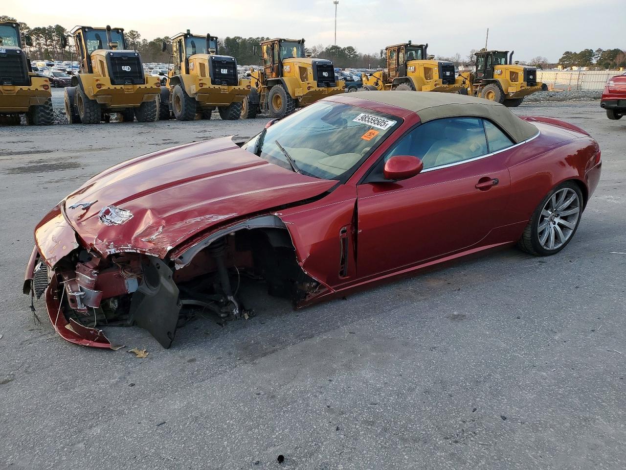 2009 Jaguar XK, VIN SAJWA44B495B28188 — Front end