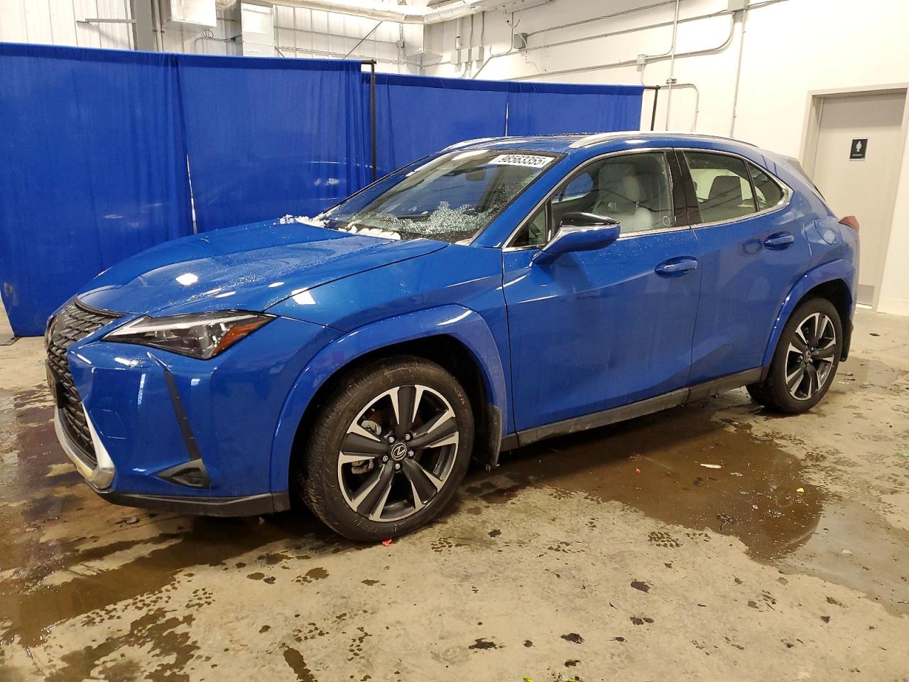 2025 Lexus UX 300h Premium, VIN JTHUCJDH9S2010112 — Зад