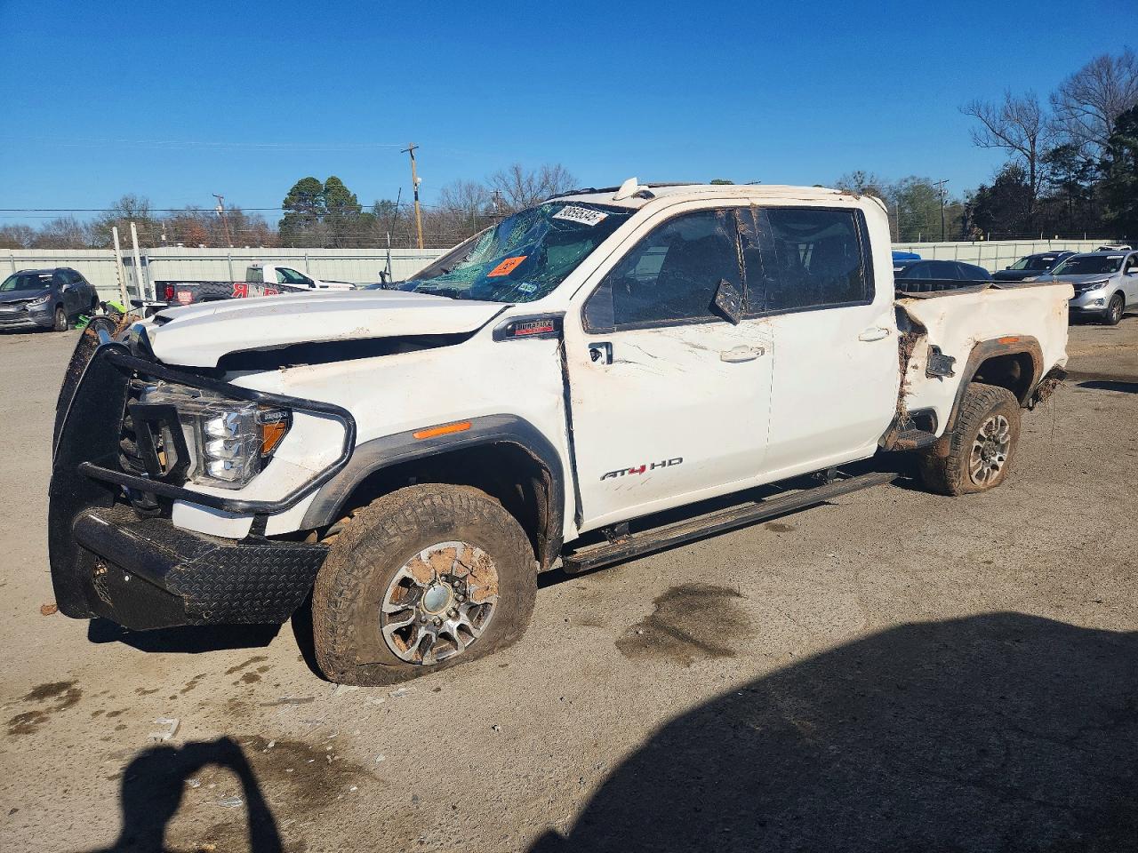 2023 GMC Sierra 2500HD AT4, VIN 1GT49PEY8PF245702 — Фото с аукциона
