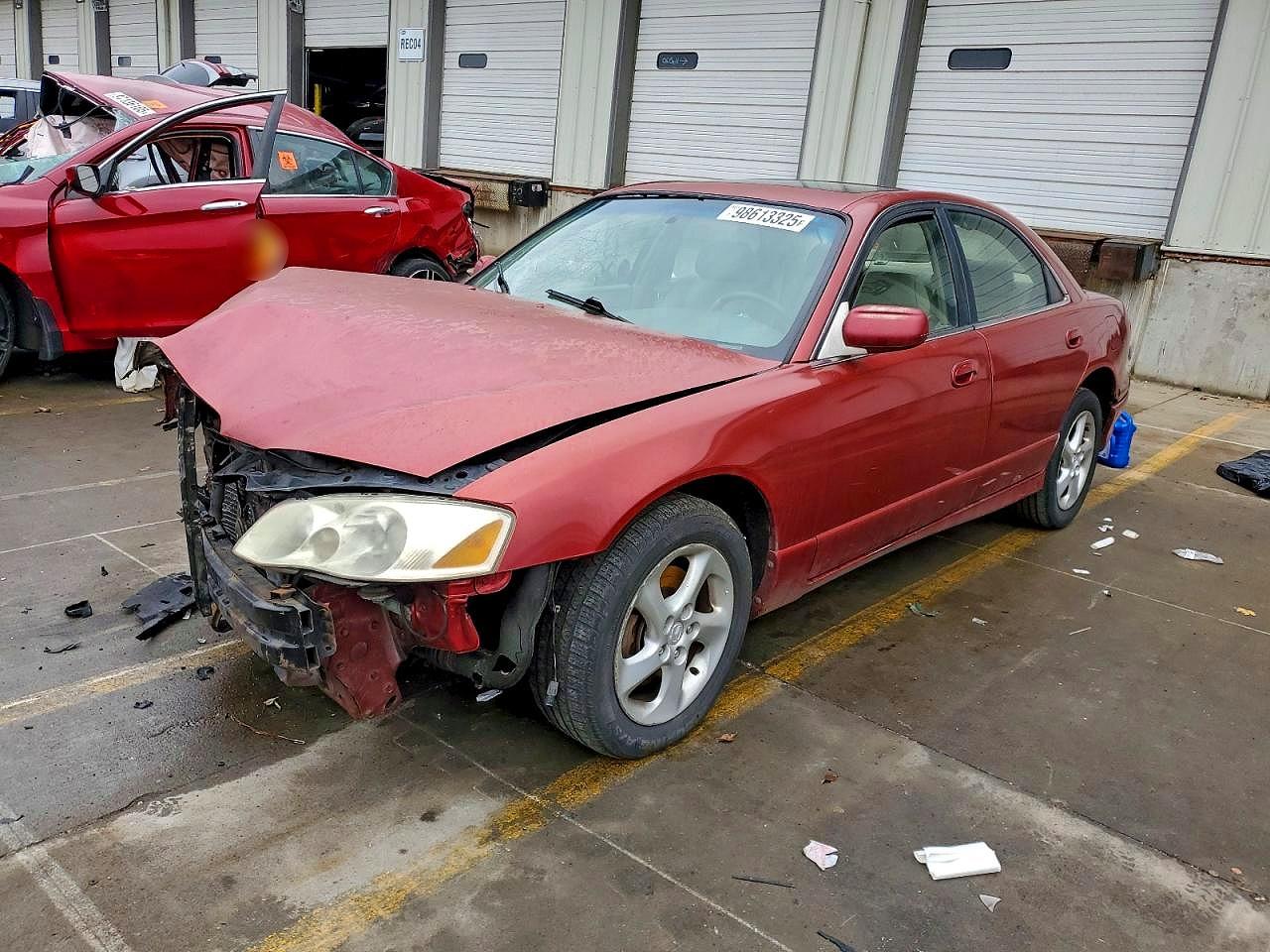 2002 Mazda Millenia P, VIN JM1TA221421722001 — Front end