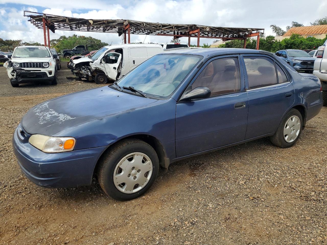 2000 Toyota Corolla CE, VIN 1NXBR12E0YZ363315 — Rear end