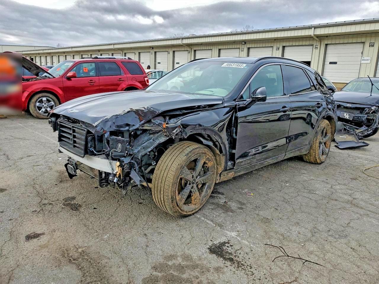 2024 Genesis GV70 2.5T, VIN 5NMMADTB9RH009716 — Front end