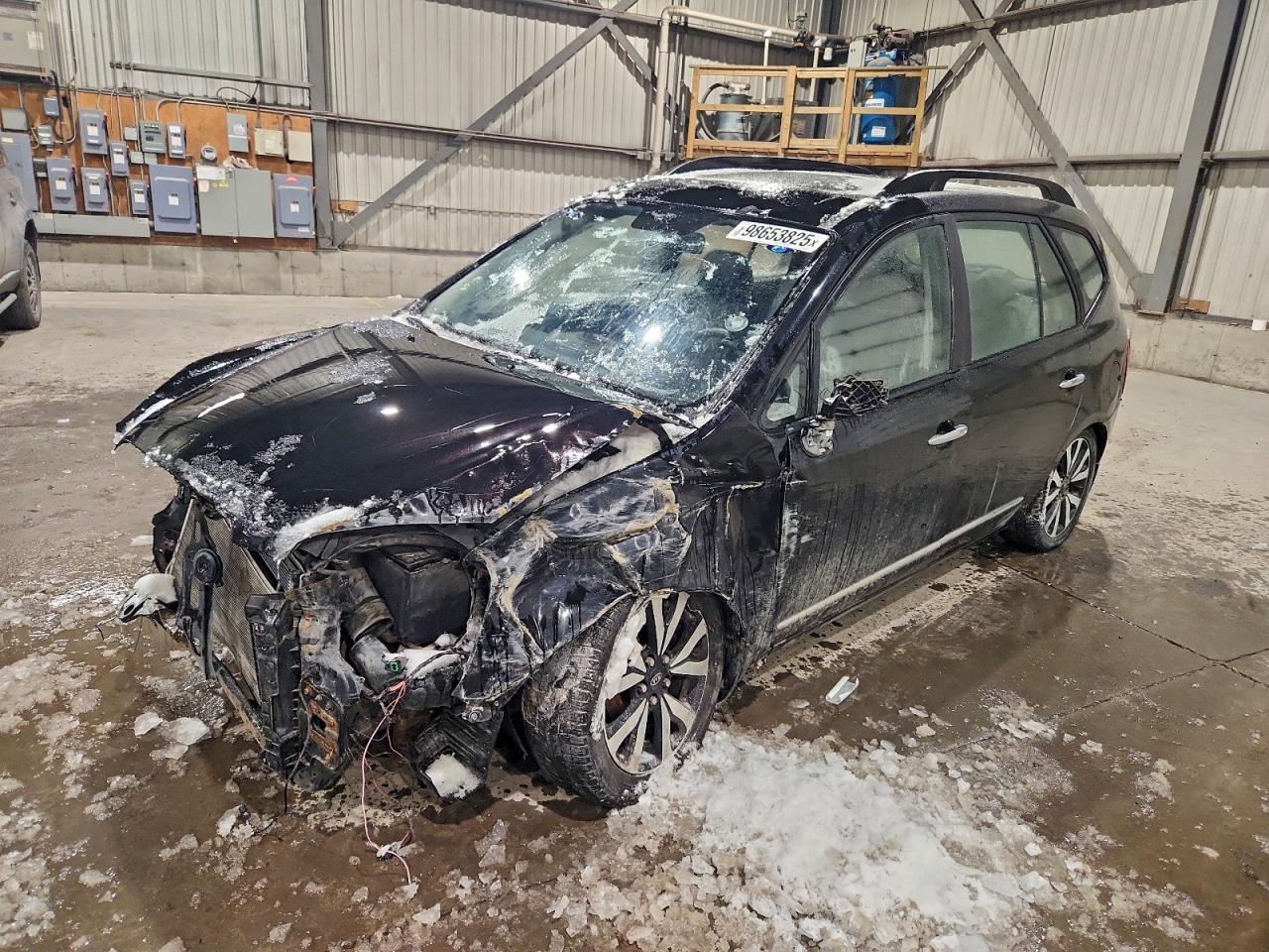2010 Kia Rondo, VIN KNAHH8C86A7327200 — Front end