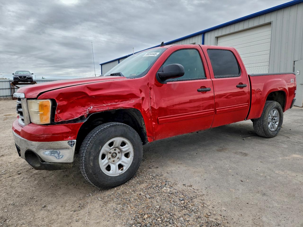 2013 GMC Sierra 1500 SLE, VIN 3GTP2VE77DG265818 — Auction photo