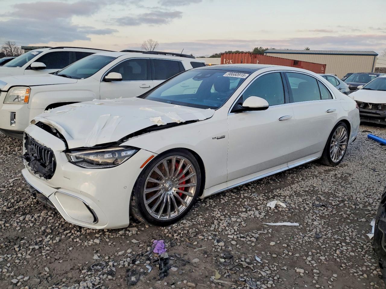 2024 Mercedes-Benz S 63 S AMG E Performance, VIN W1K6G8CB7RA292504 — Front end