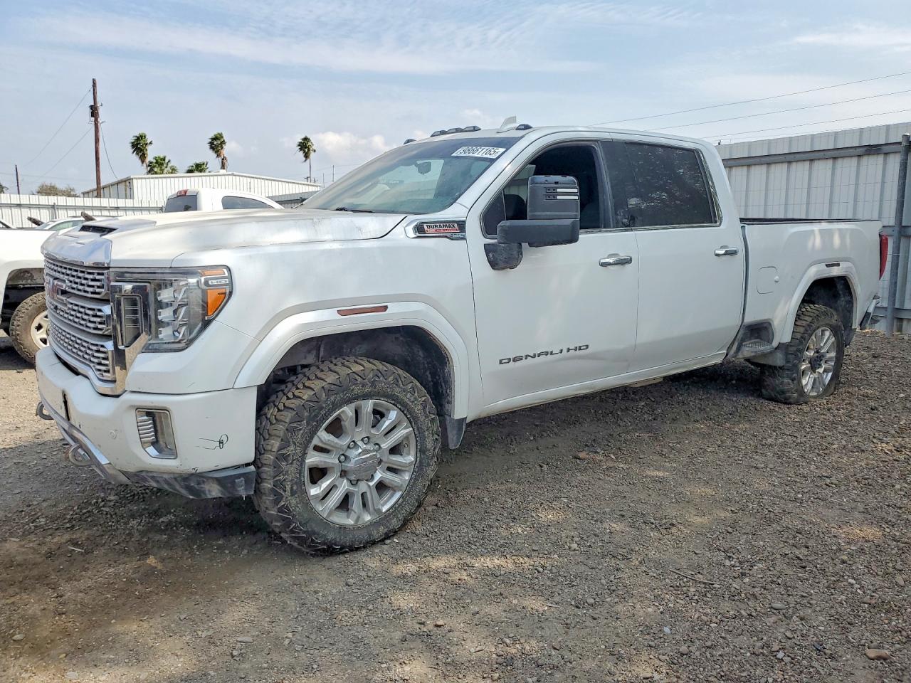 2021 GMC Sierra 2500HD Denali, VIN 1GT49REY6MF206453 — Front end