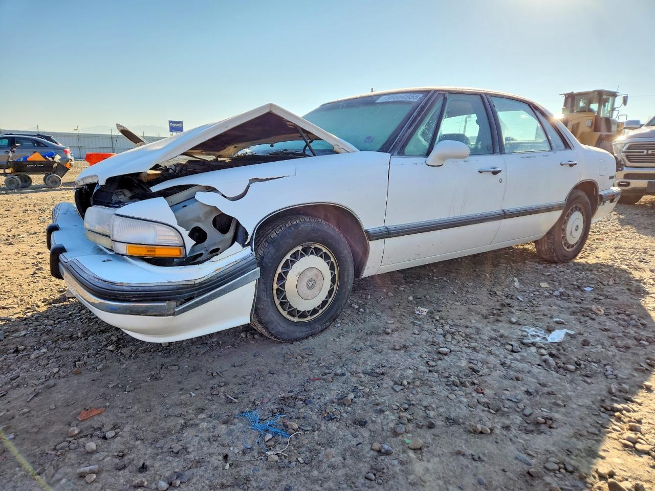 1995 Buick LeSabre Custom, VIN 1G4HP52L7SH479309 — Перед