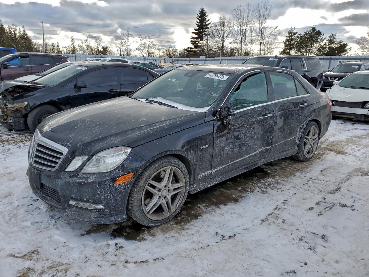 2012 Mercedes-Benz E 350 Sport, VIN WDDHF8JB6CA630092 — Side