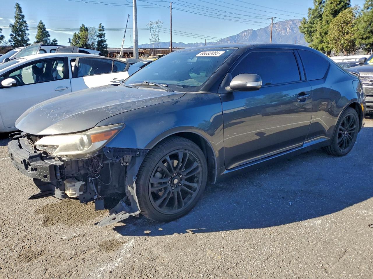2015 Scion tC, VIN JTKJF5C77F3088814 — Front end