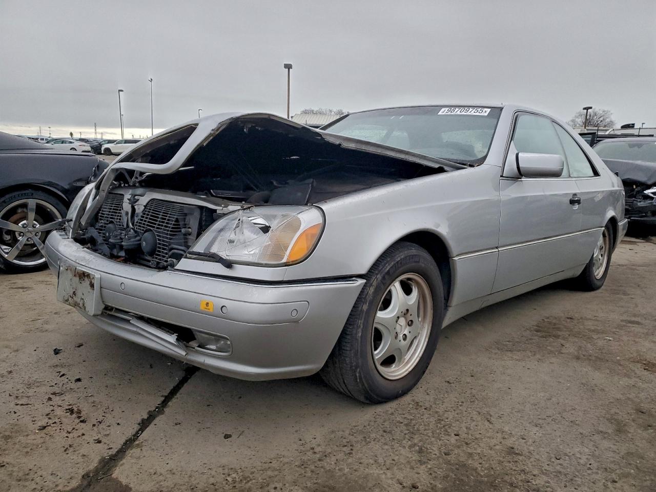 1997 Mercedes-Benz S, VIN WDBGA70G6VA340786 — Front end