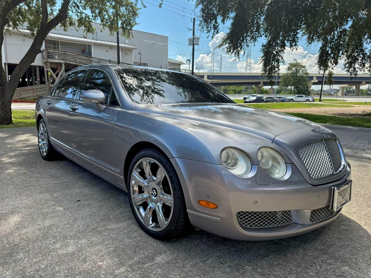 2007 Bentley Flying Spur, VIN SCBBR93W178041237 — Normal wear