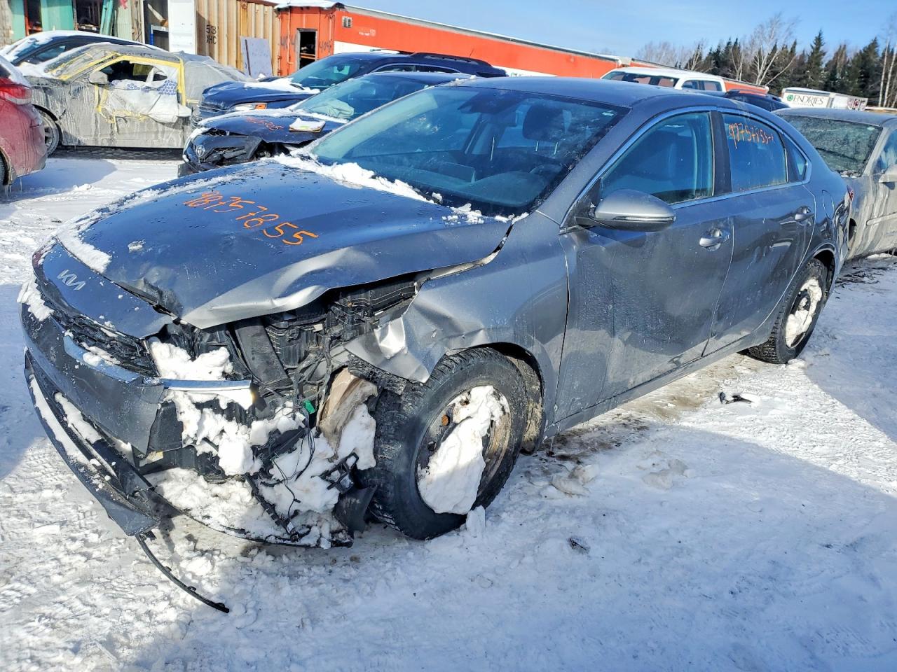 2022 Kia Forte EX, VIN 3KPF34AD0NE457884 — Front end