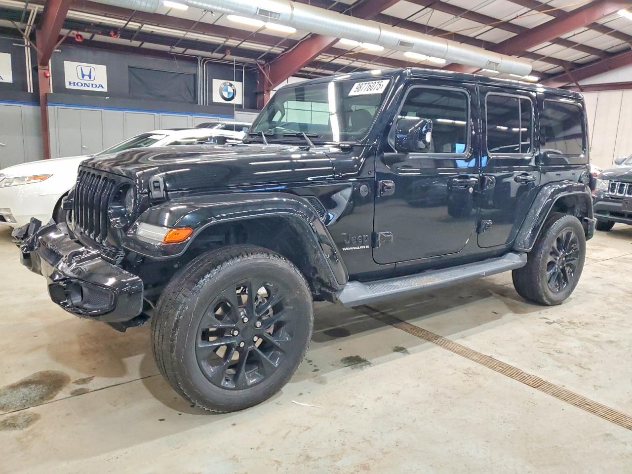 2023 Jeep Wrangler Sahara Altitude, VIN 1C4HJXEG8PW636705 — Front end