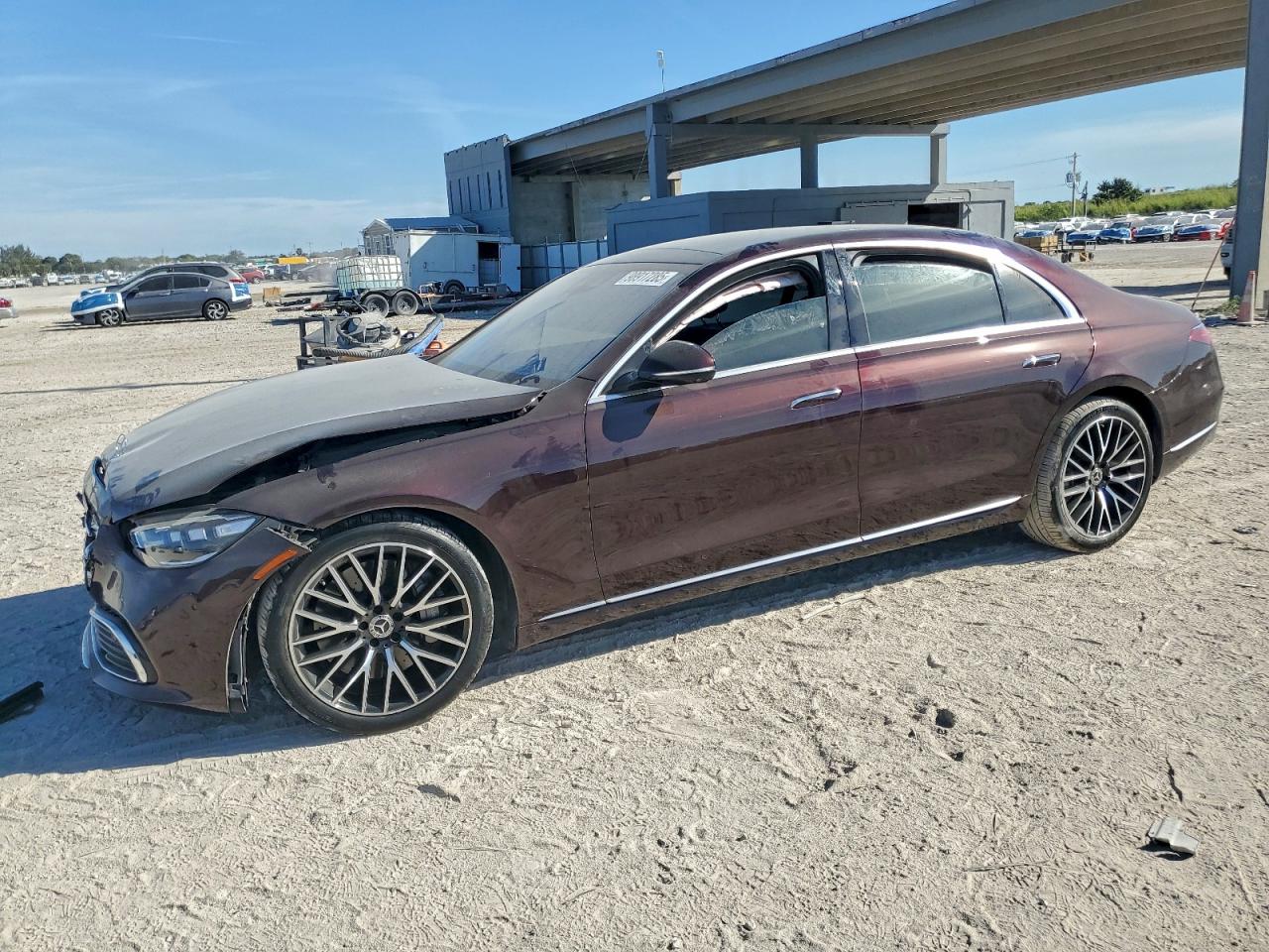 2023 Mercedes-Benz S 580, VIN W1K6G7GB2PA207778 — Front end