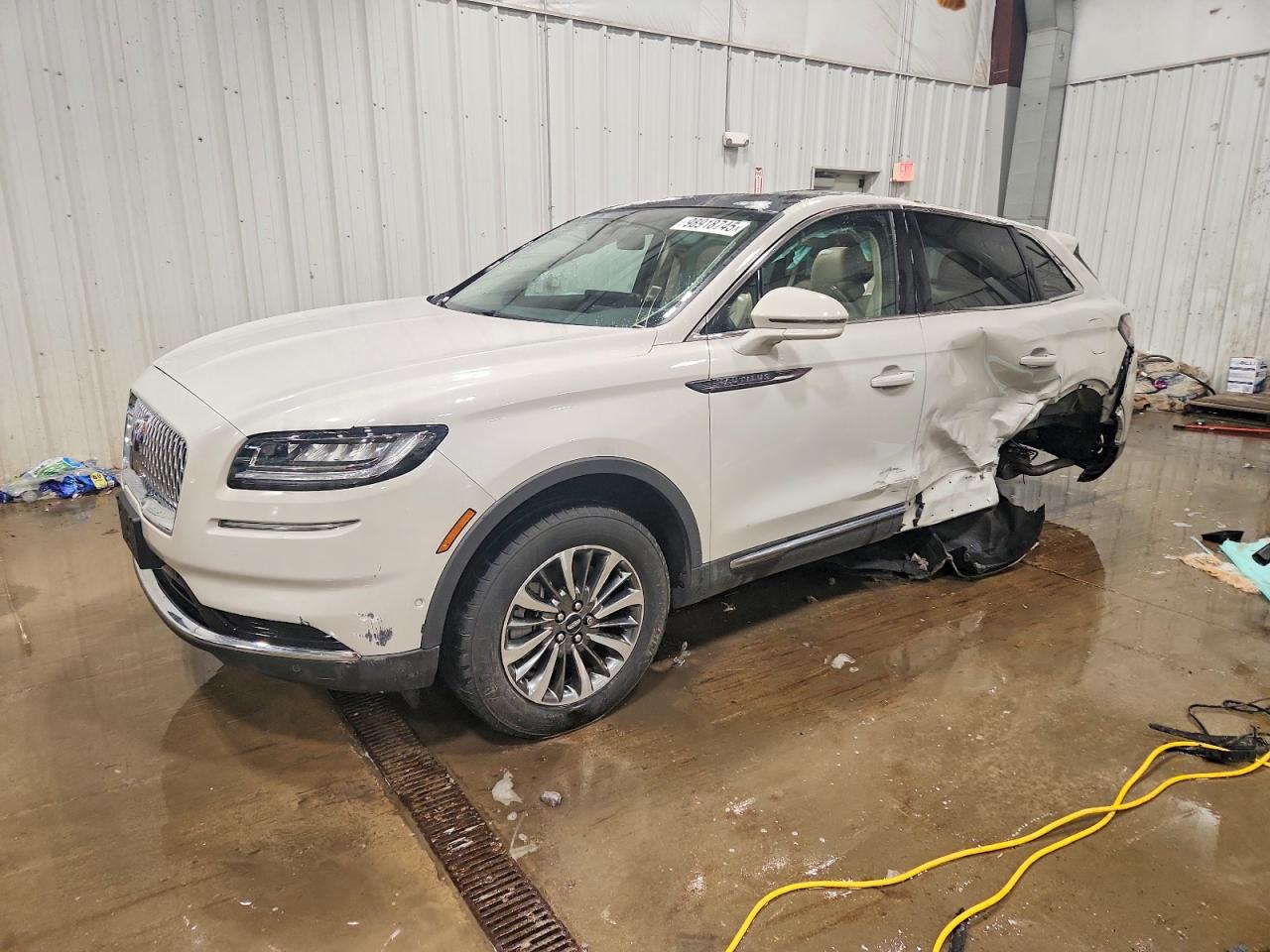 2022 Lincoln Nautilus Reserve, VIN 2LMPJ8KP4NBL10615 — Rollover