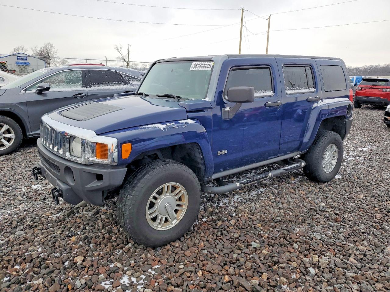 2010 Hummer H3, VIN 5GTMNGEE3A8119205 — Front end