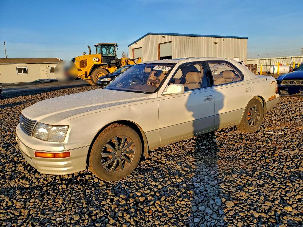 1995 Lexus LS 400, VIN JT8UF22E3S0036187 — Side