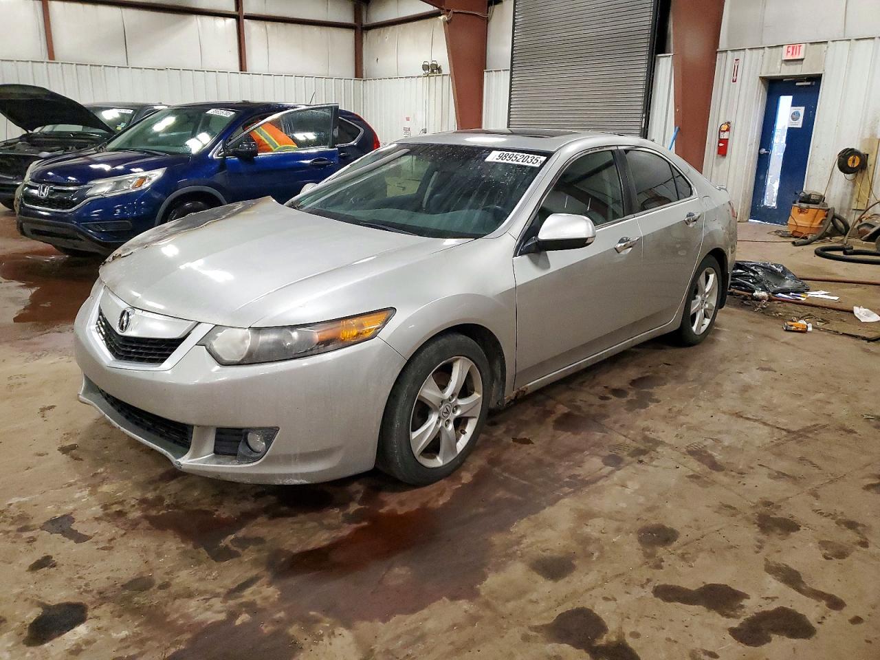 2010 Acura TSX, VIN JH4CU2F6XAC006962 — Burn