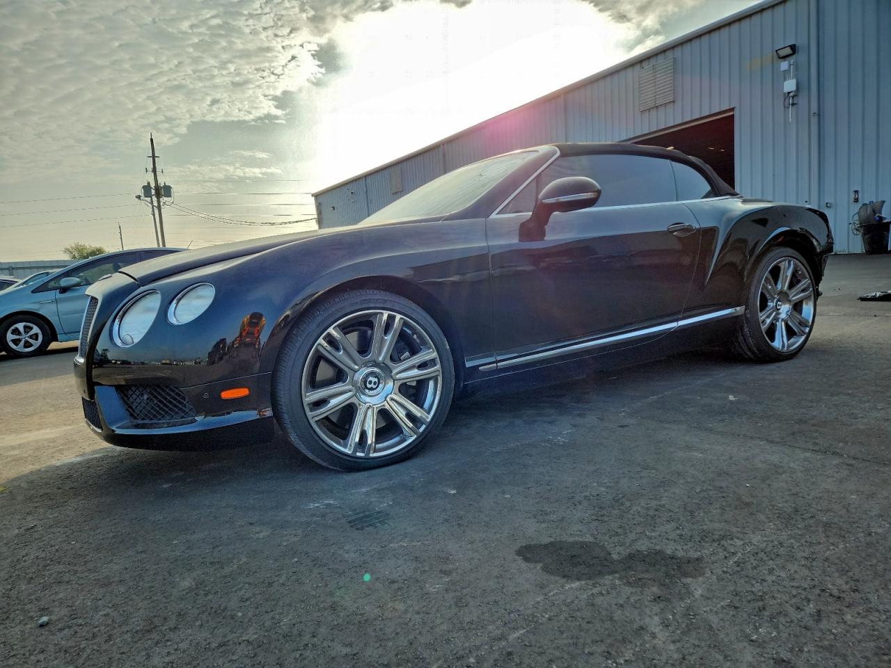 2013 Bentley Continental GT, VIN SCBGT3ZA9DC083289 — Rear end