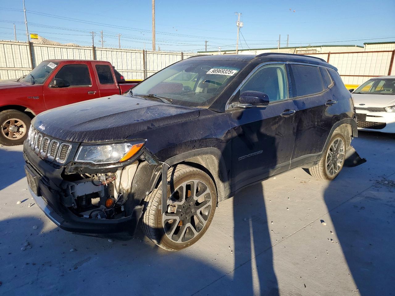 2018 Jeep Compass Limited, VIN 3C4NJDCB8JT264966 — Front end