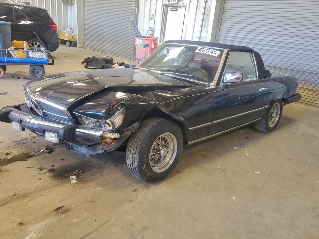 1981 Mercedes-Benz 380 SL, VIN WDBBA45A0BB005915 — Front end