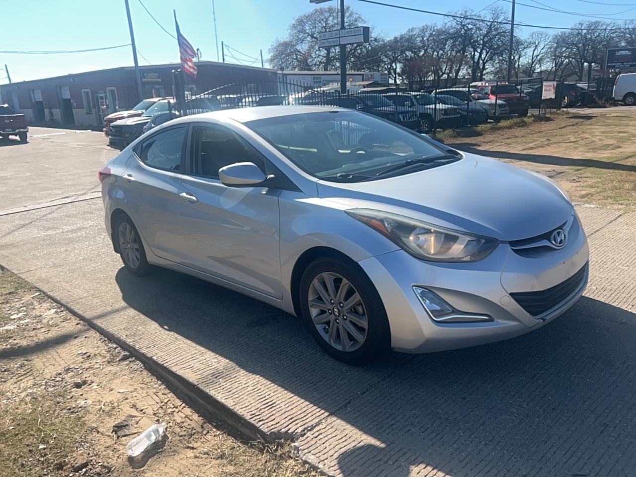2016 Hyundai Elantra Value Edition, VIN KMHDH4AEXGU544371 — Auction photo 1 of 4