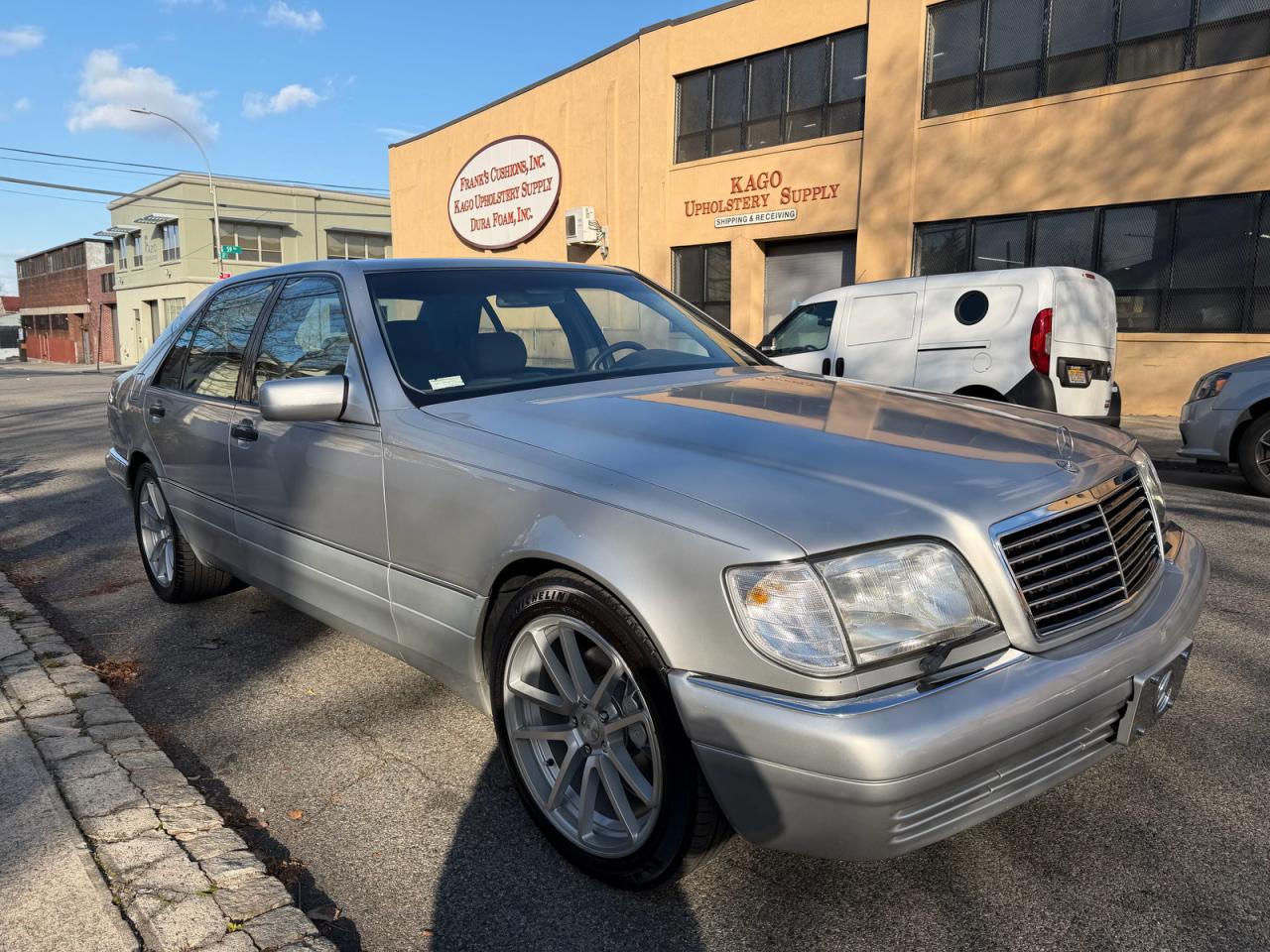 1998 Mercedes-Benz S 320/430/500, VIN WDBGA51G4WA398660 — Normal wear