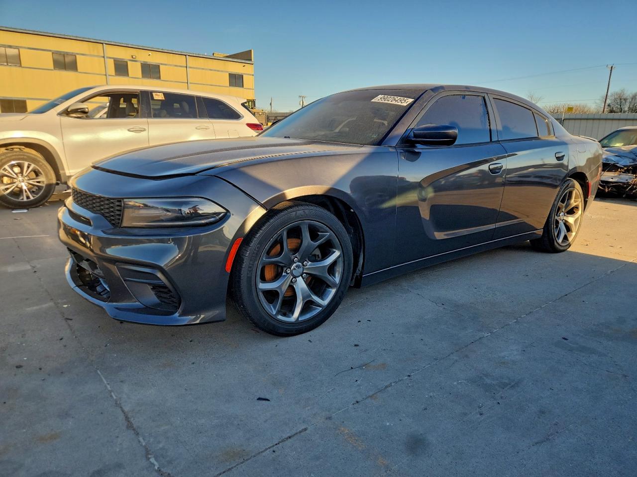 2015 Dodge Charger SXT, VIN 2C3CDXHG2FH928431 — Front end