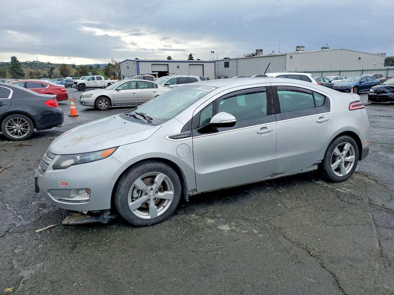 2015 Chevrolet Volt, VIN 1G1RC6E44FU117491 — Side
