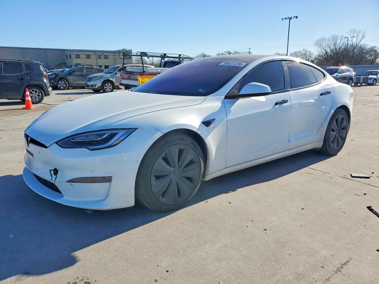 2022 Tesla Model S, VIN 5YJSA1E53NF458852 — Interior fire