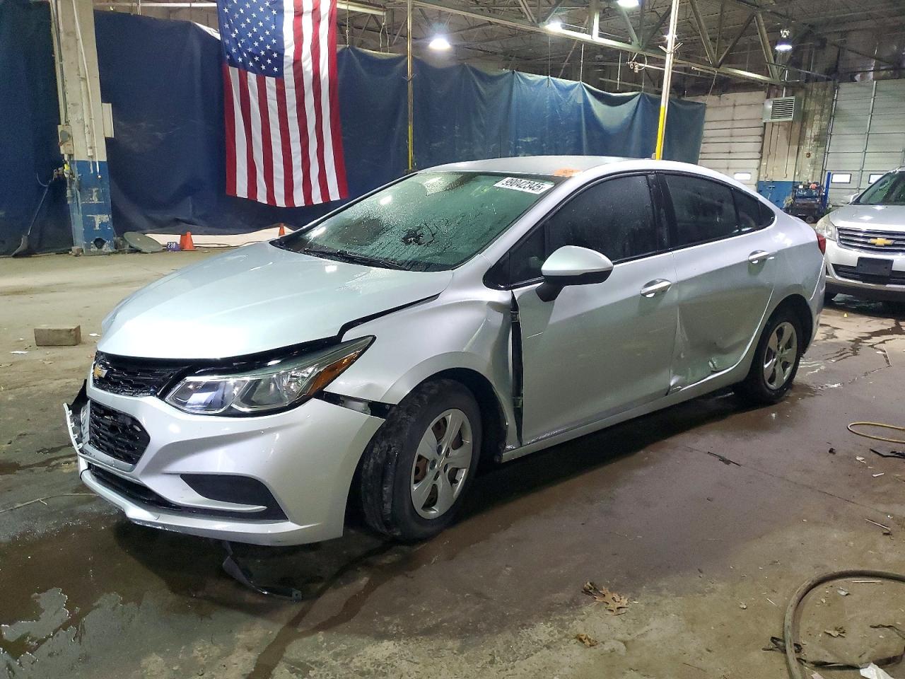 2018 Chevrolet Cruze LS, VIN 1G1BC5SM4J7235628 — Front end