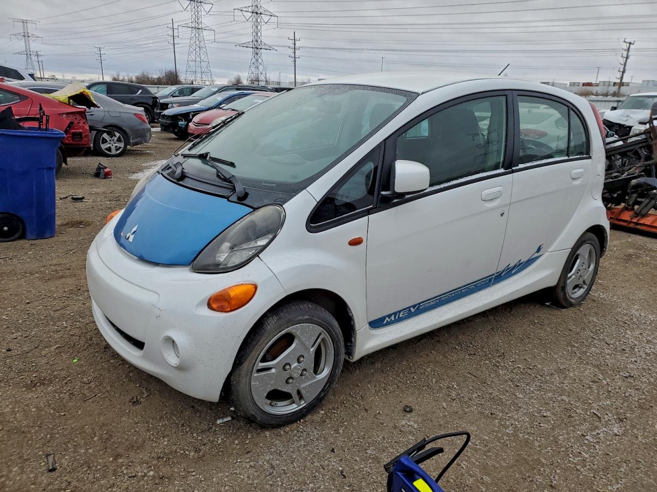 2012 Mitsubishi i-MiEV ES, VIN JA3215H11CU009298 — Front end