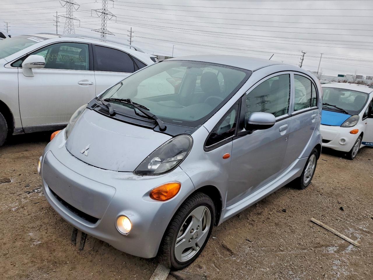 2012 Mitsubishi i-MiEV ES, VIN JA3215H10CU009762 — Normal wear